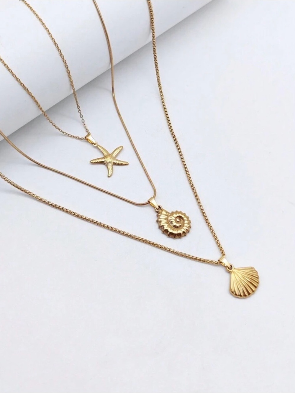 Stainless Steel Gold Layered Seashell & Starfish Pendant Necklace Set - Picture 4 of 7